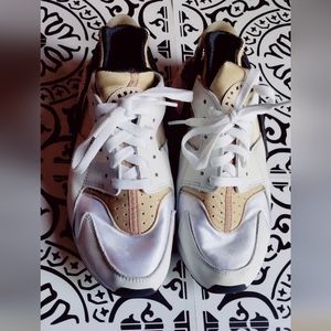 Nike Air Huarache White Sanddrift Black - Women's Shoes Size 9 DH4439-108